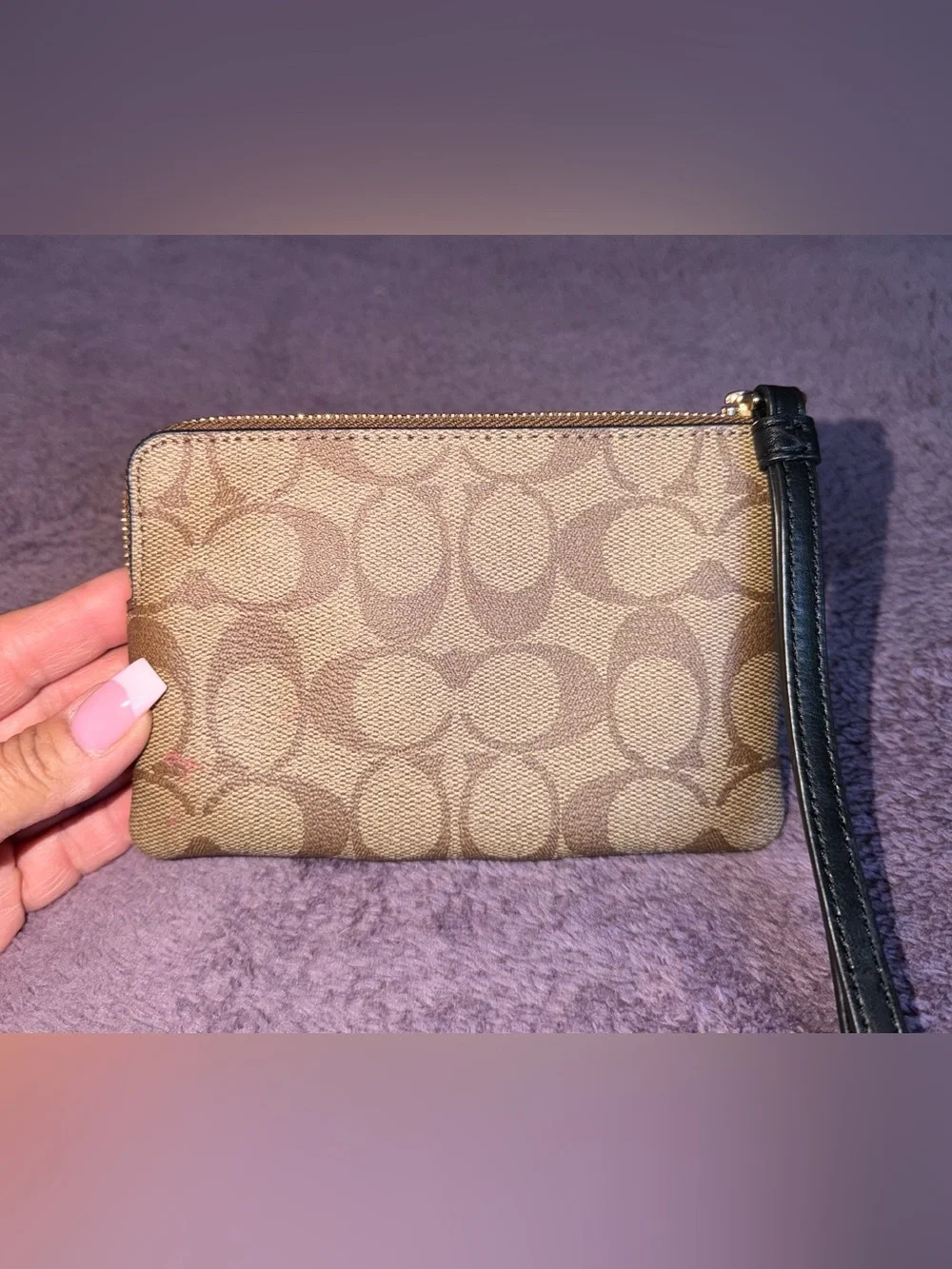 Coach 🤎 Brown Signature Canvas Wristlet with Black Center Stripe - Picture 4 of 5